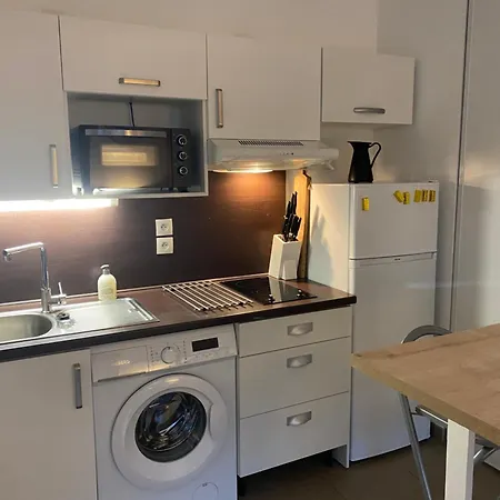 3 Mns De La Avec Jardin Classe 3 Etoiles Apartment *